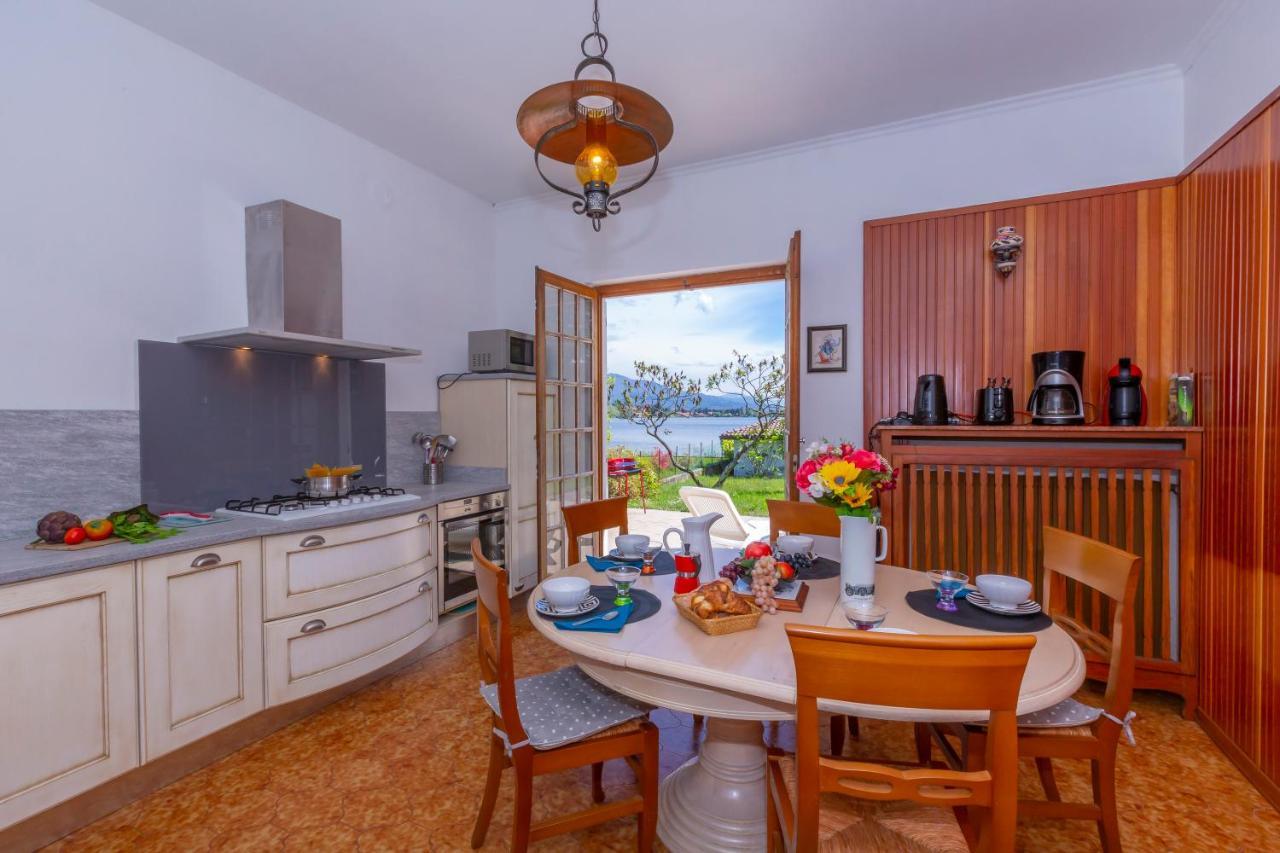 Villa Martine Au Bord Du Lac - Happy Rentals 카드레짜테 외부 사진