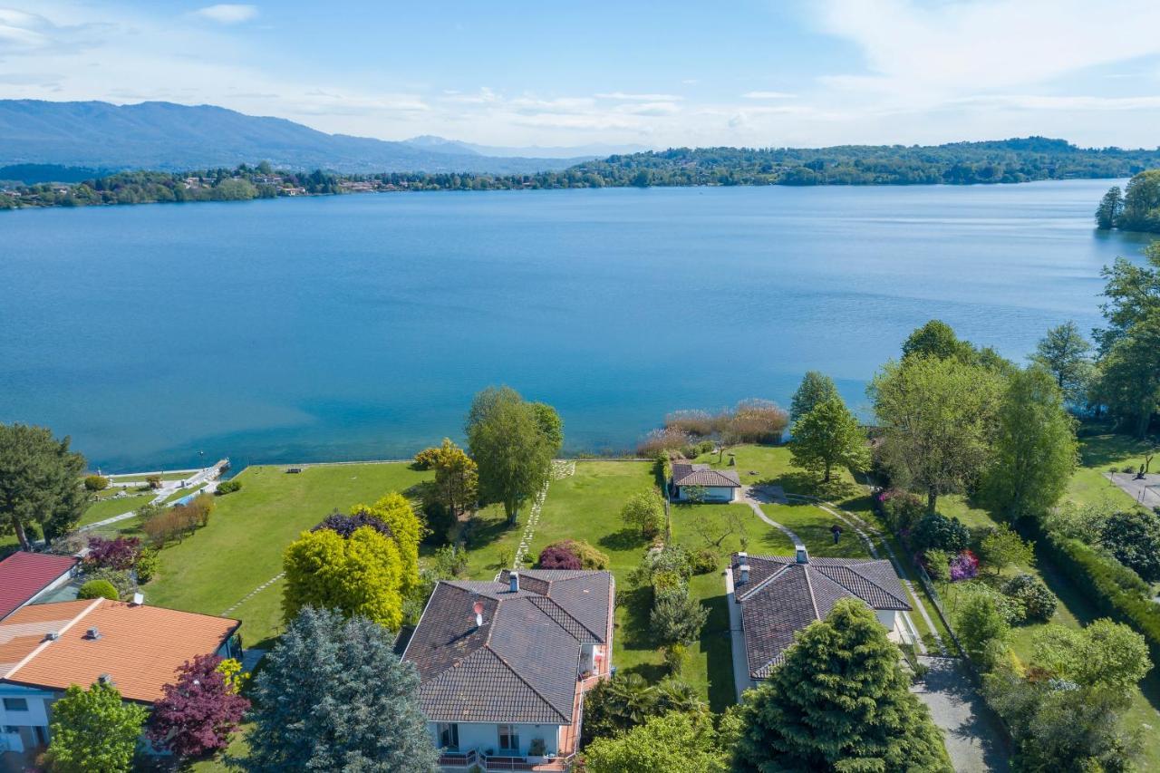 Villa Martine Au Bord Du Lac - Happy Rentals 카드레짜테 외부 사진